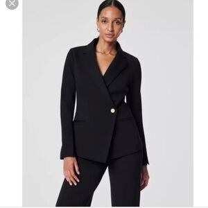 Spanx A Symmetrical Black Blazer 2X New